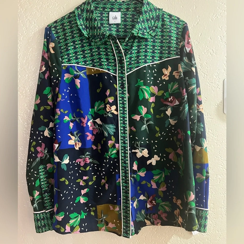 CAbi Multicolor Floral Blouse - Picture 4 of 7